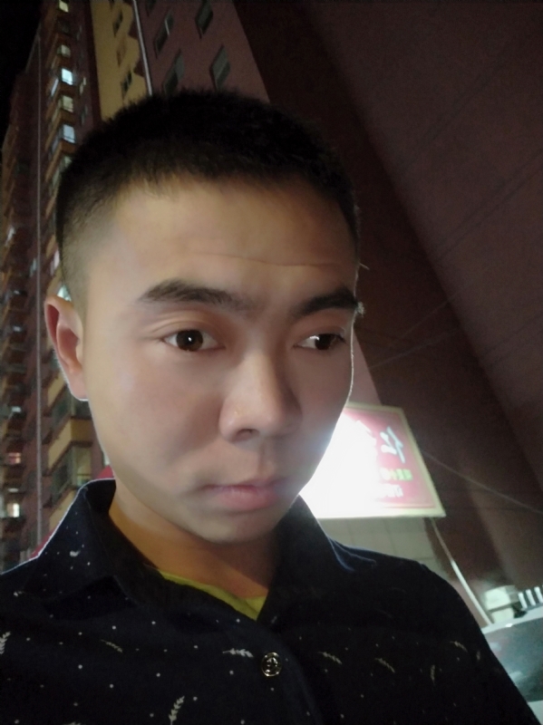 盛夏的果实的第一张照片--内蒙古闪婚服务中心