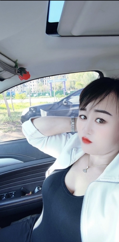 王芳燕的第一张照片--内蒙古闪婚服务中心