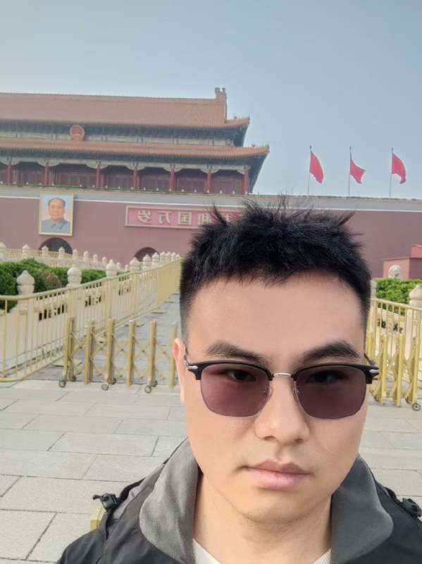 喧嚣的风的第一张照片--内蒙古闪婚服务中心