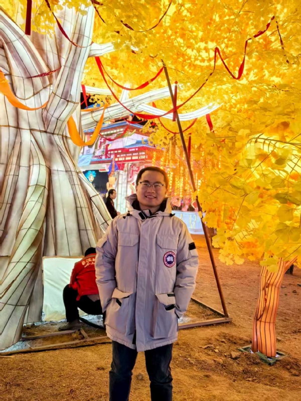 晓木的第一张照片--内蒙古闪婚服务中心
